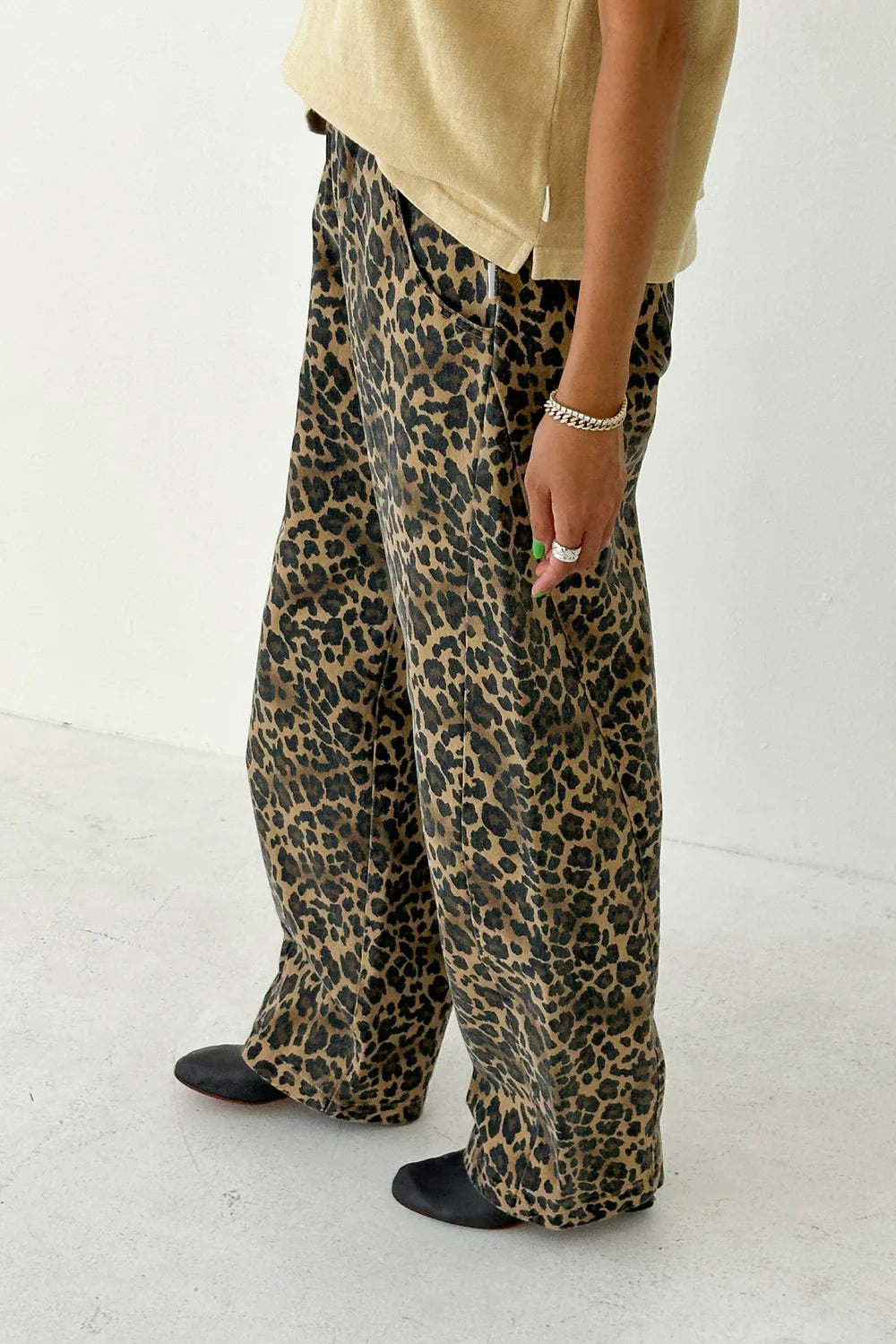 Le Bon Shoppe Long Arc Pants in Leopard