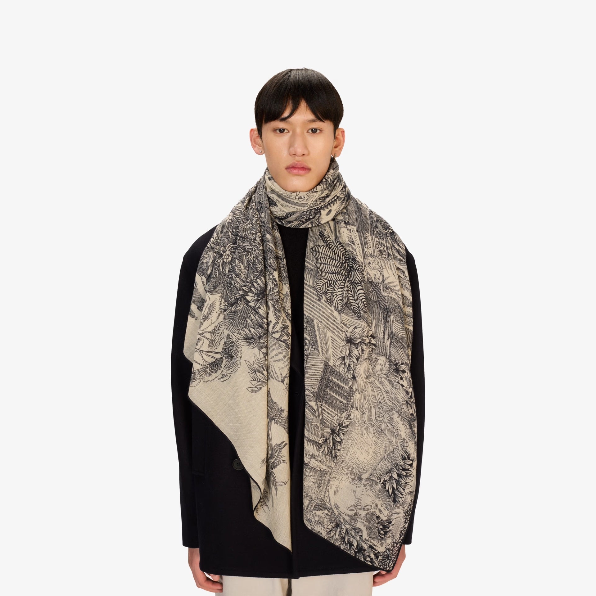 Inoui Editions Piranesi Scarf in Black