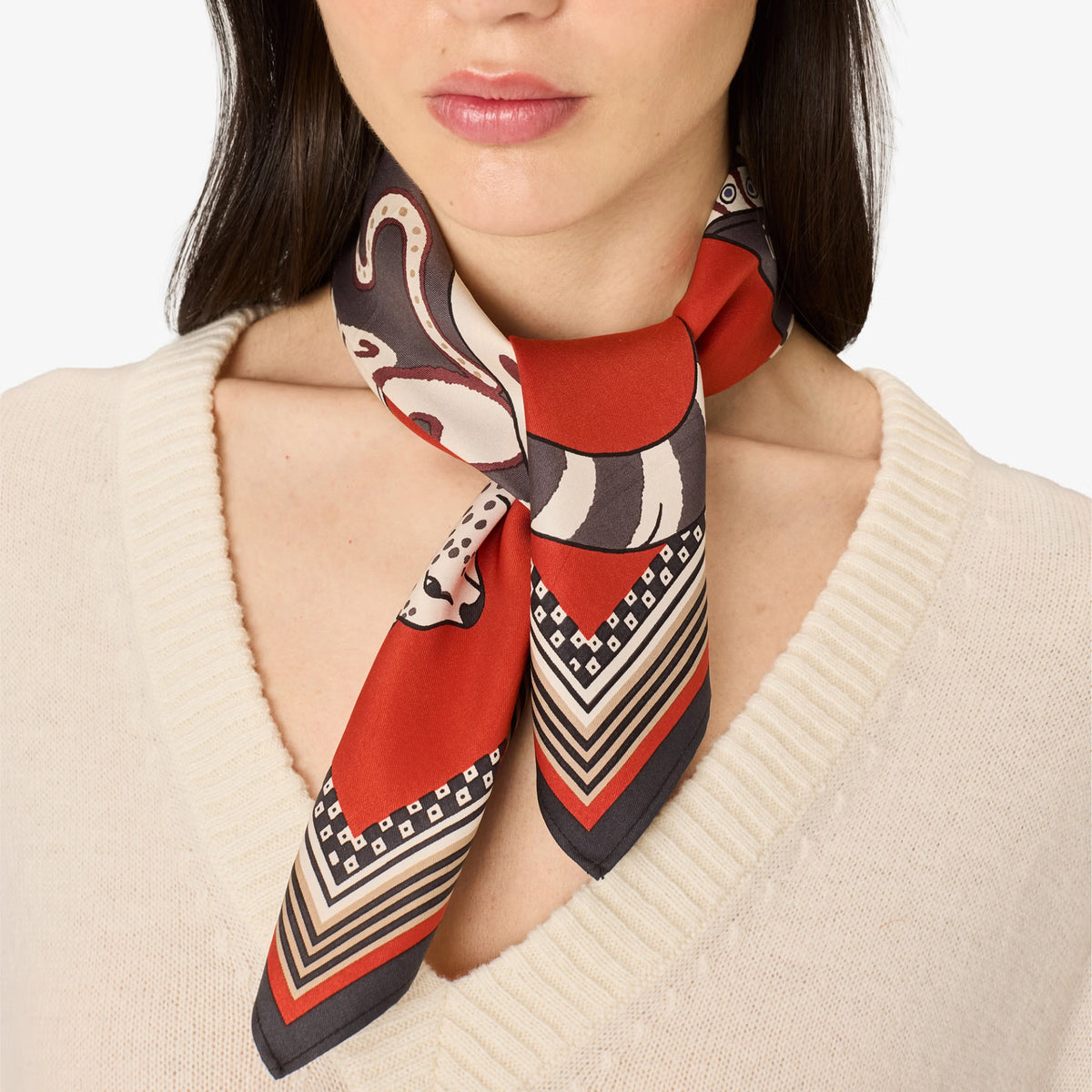 Inoui Editions Square Scarf Collectionneur in Orange