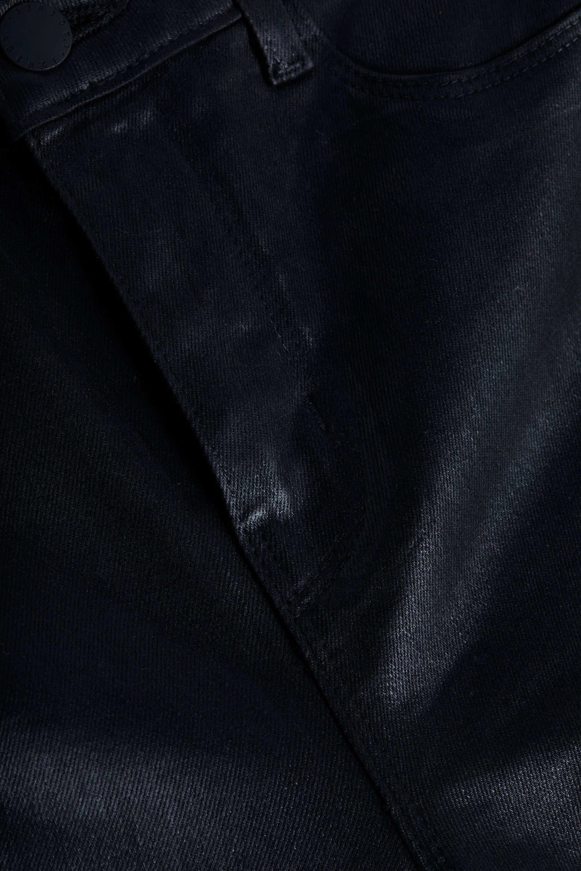 L'AGENCE Clayton High-Rise Wide Leg Jeans in Noir Coated