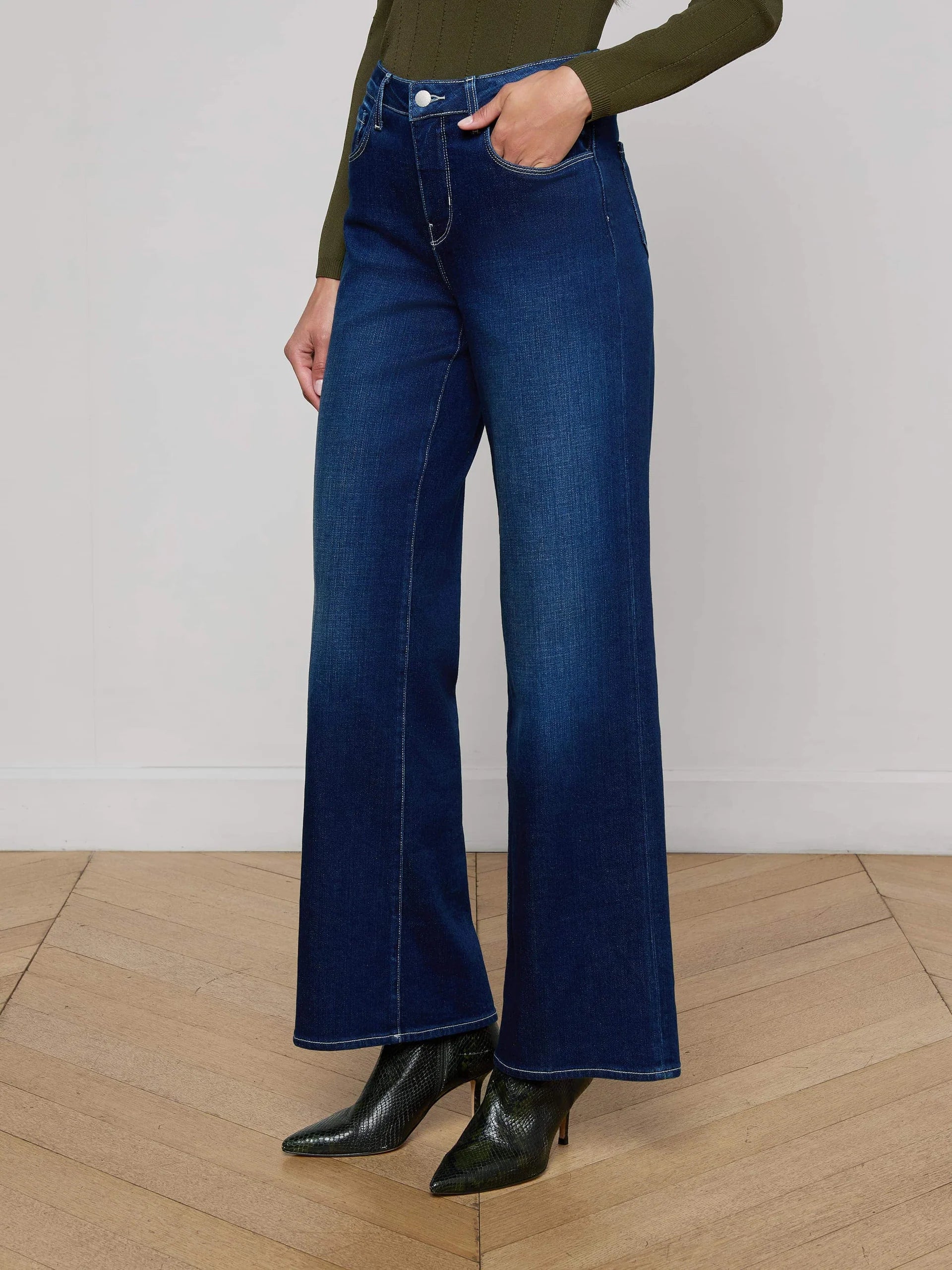 L'AGENCE Alicent High Rise Sneaker Jean