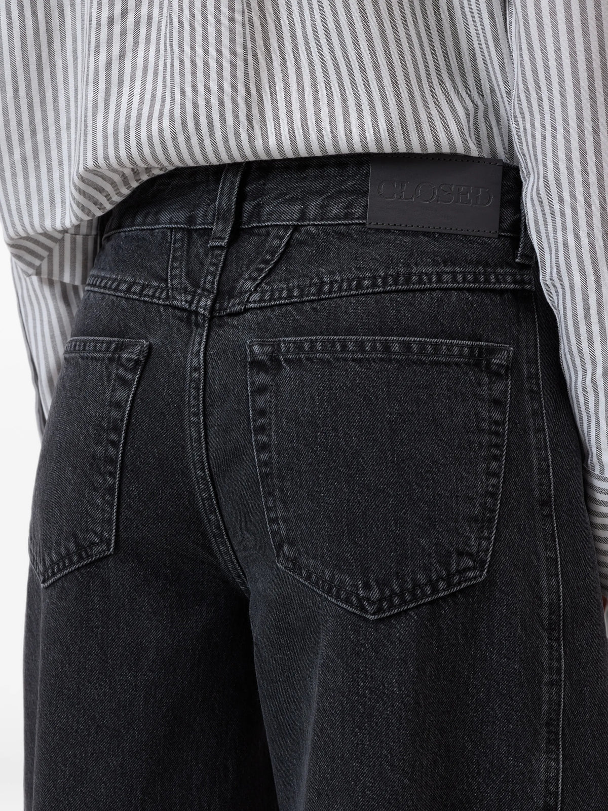 Closed Tori-X Pants in Dark Grey