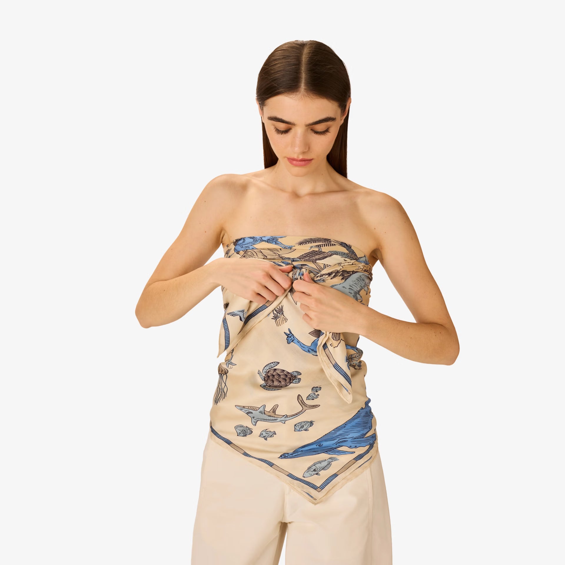 Inoui Editions Square Scarf Atlas in White