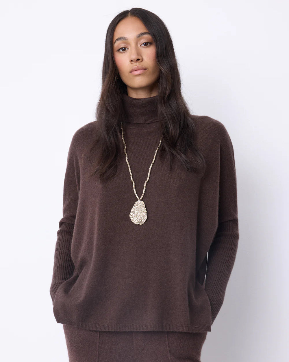 NOTSHY Margareth Poncho in Coffee