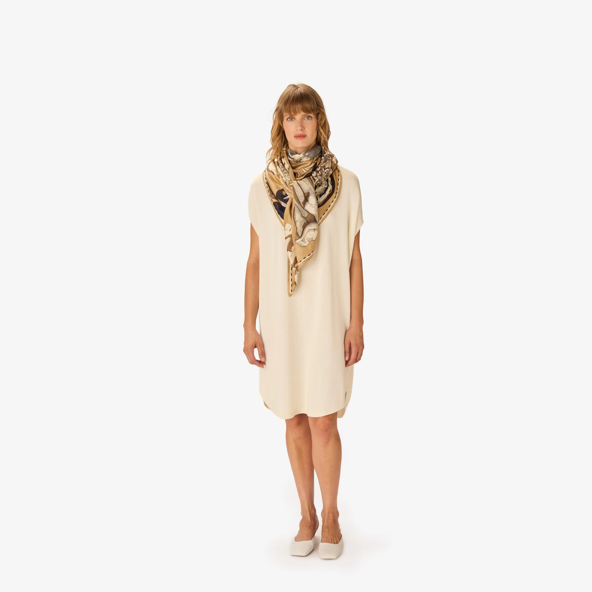 Inoui Editions Square Scarf Archives in Natural