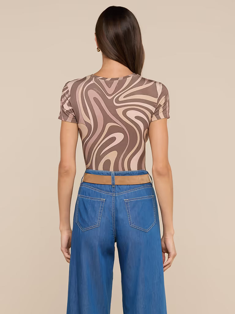 L'AGENCE Ressi Fitted Tee in Sepia Swirl