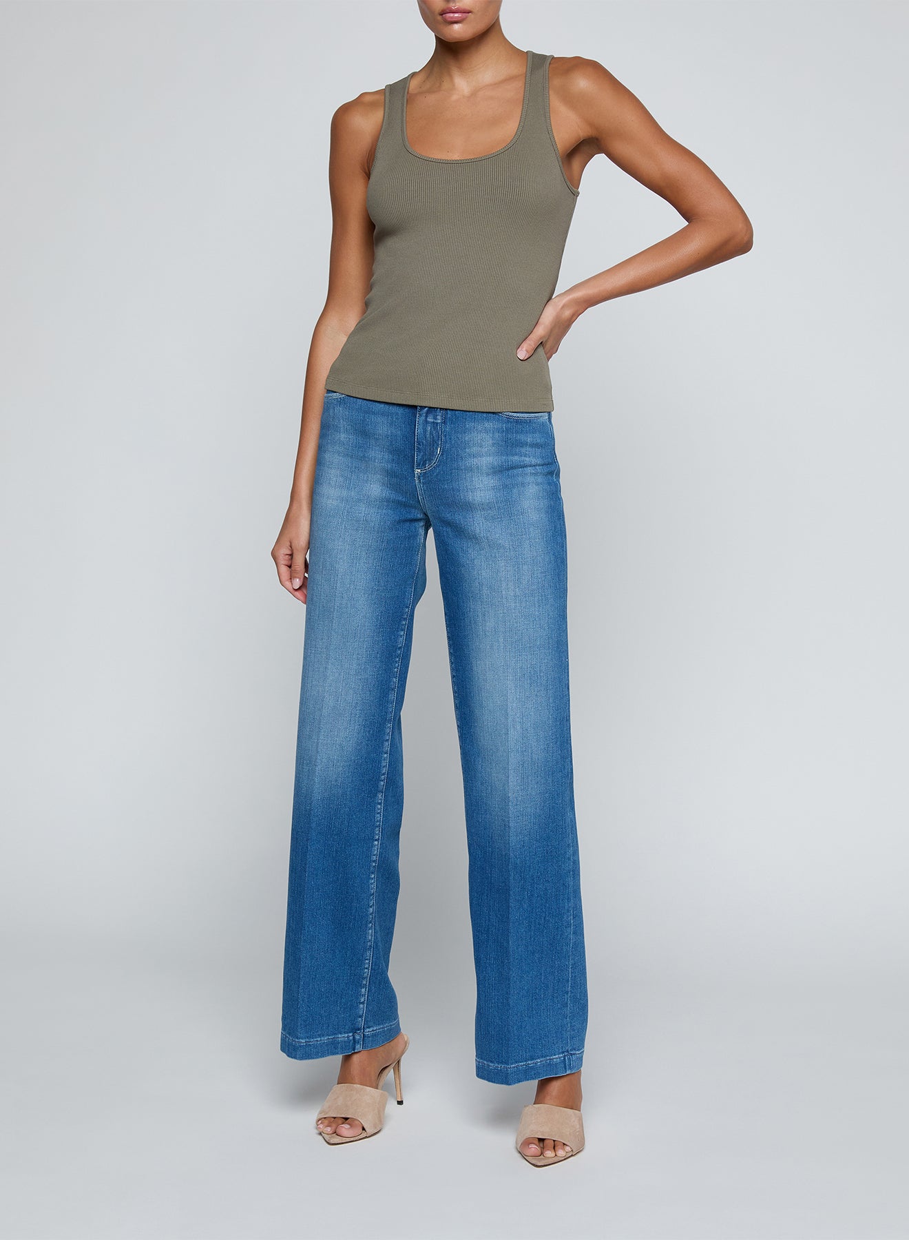 L'AGENCE Adira Scoop Neck Tank in Smokey Olive