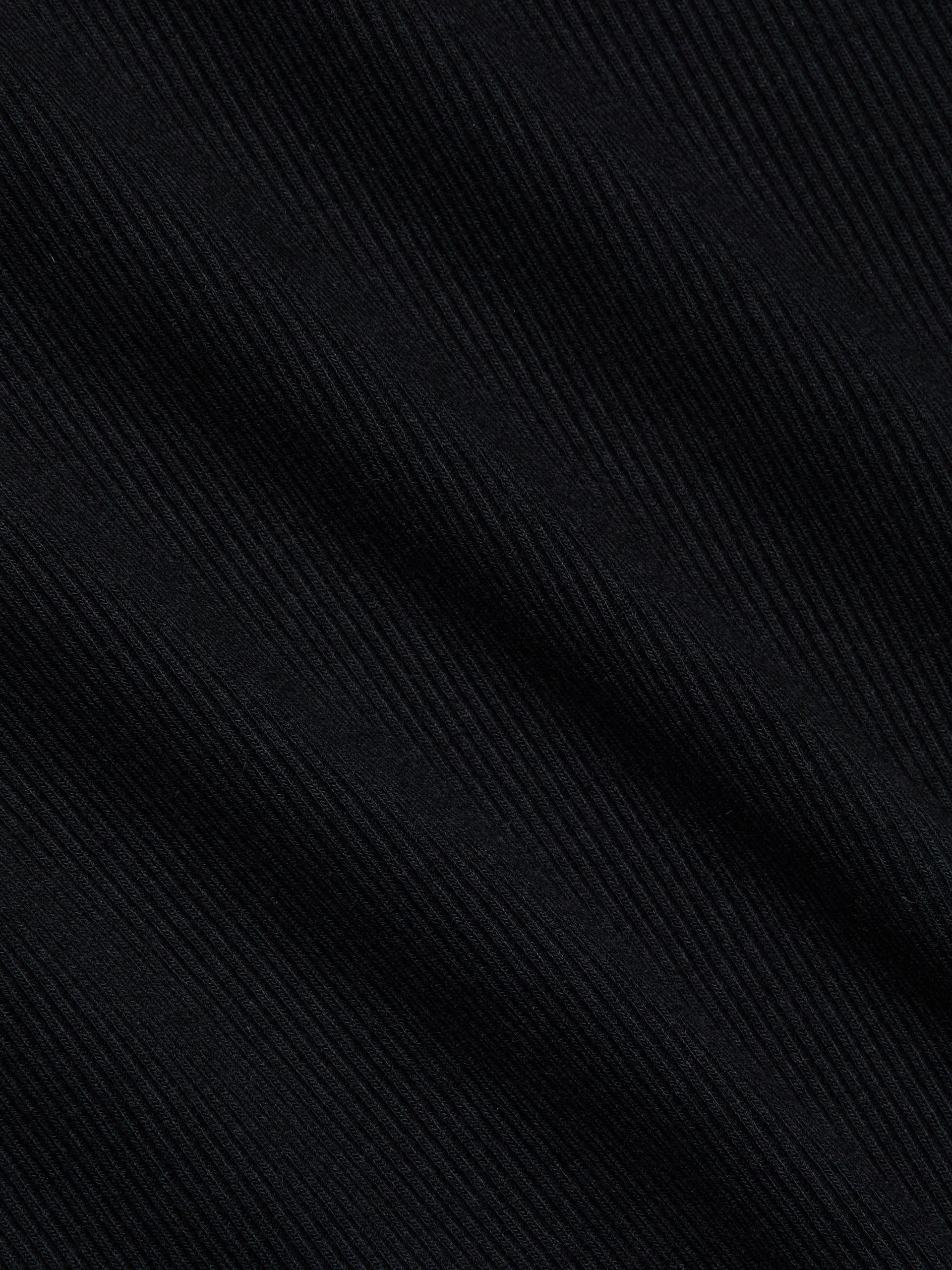 L'AGENCE Brynlee Short Sleeve Scoop Tee Black