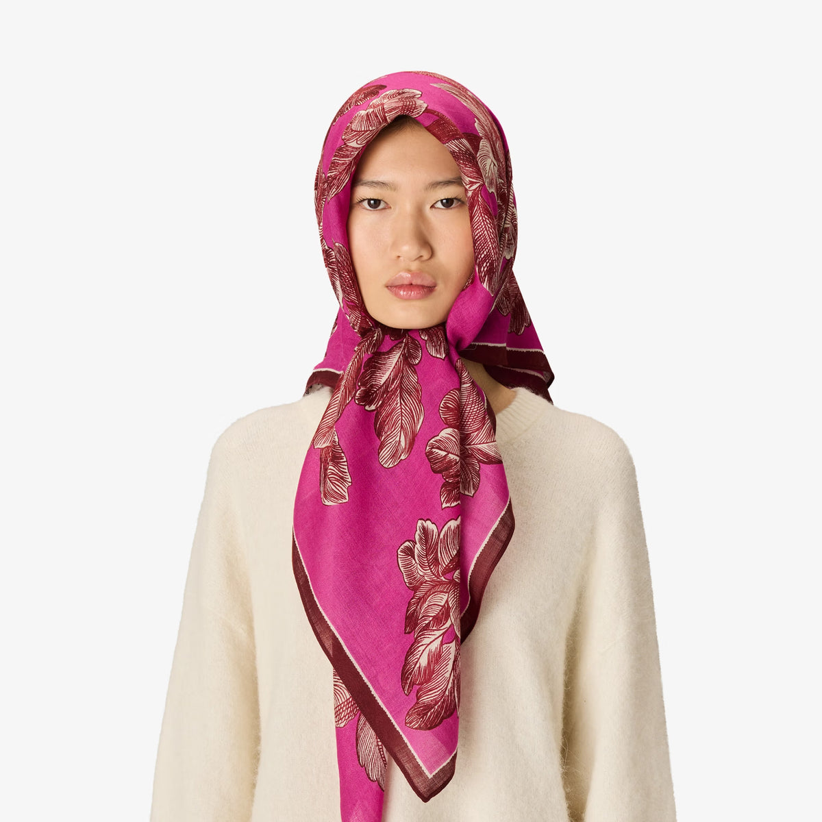 Inoui Editions Square Scarf Arboris in Fuchsia