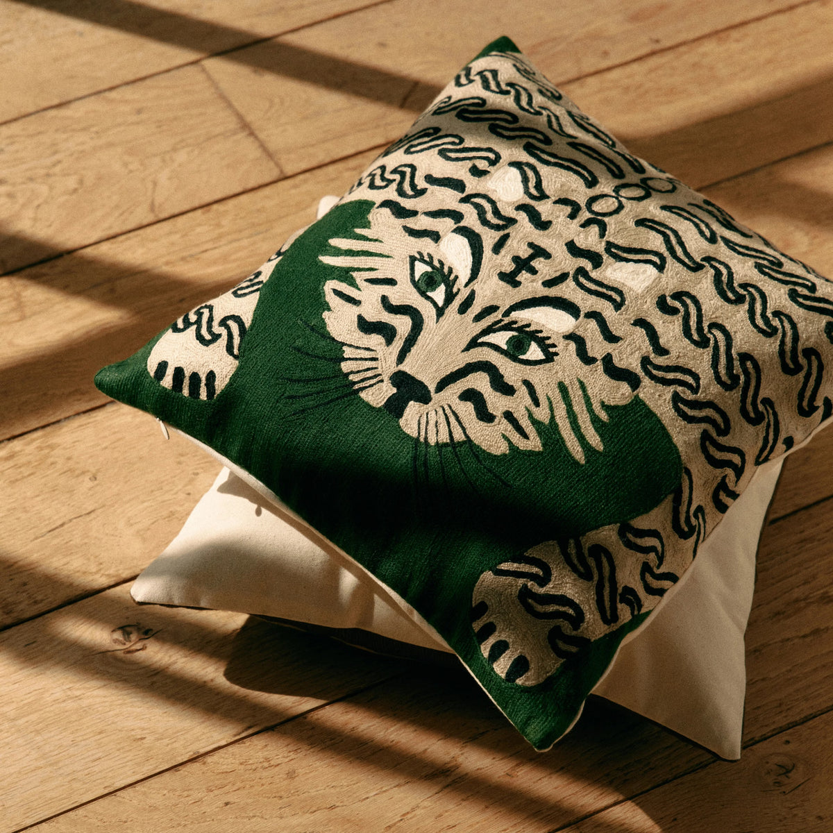 Inoui Editions Cushion Cover Rocko in Green