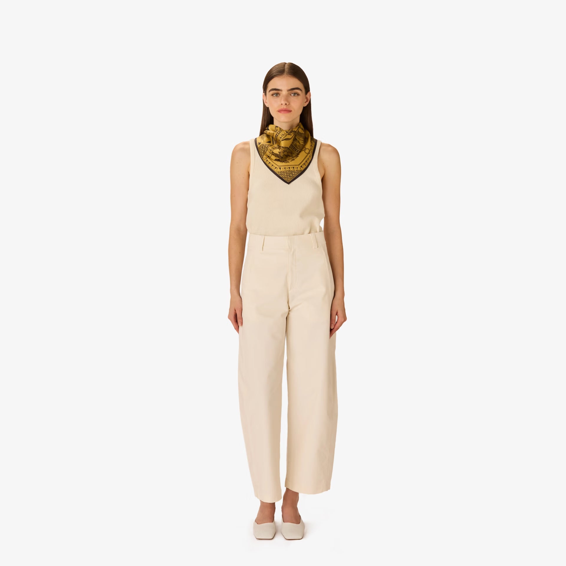 Inoui Editions Square Scarf Barocco in Golden
