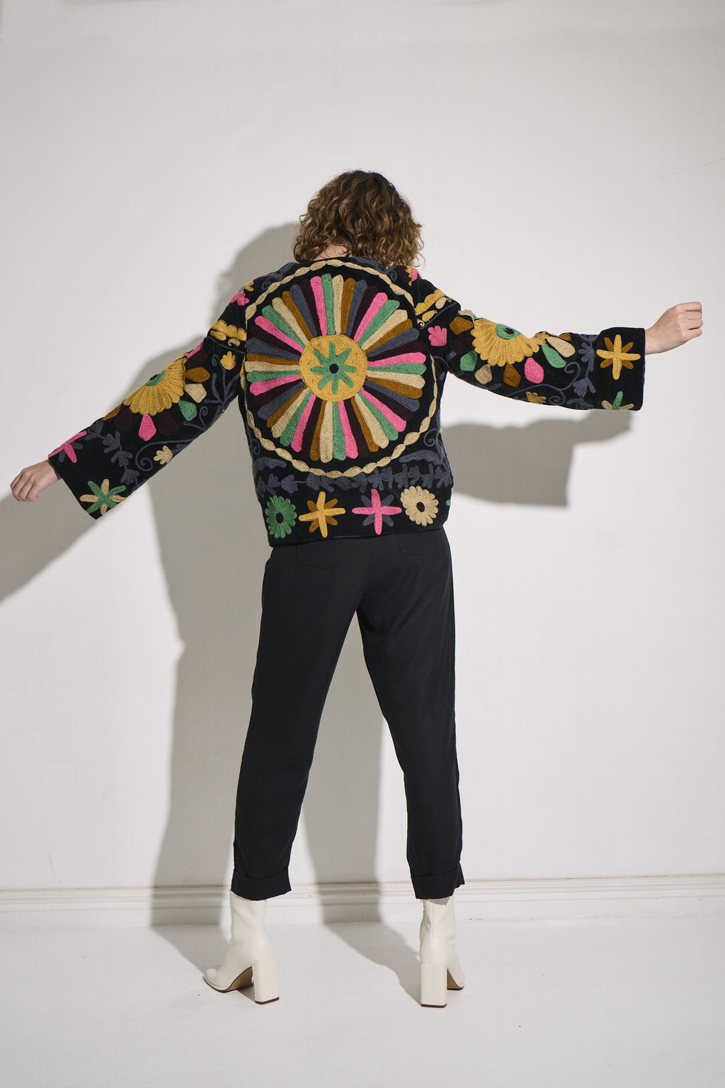 Asha Eleven Suzani Boxi Jacket Black Velvet