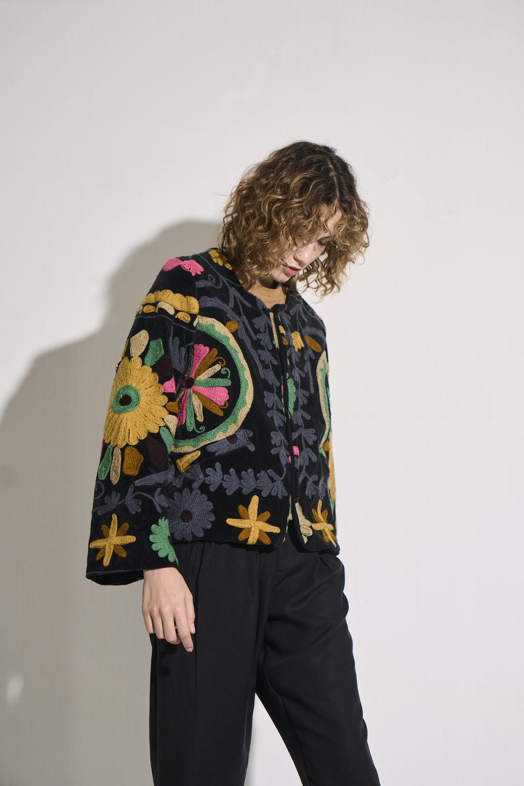 Asha Eleven Suzani Boxi Jacket Black Velvet