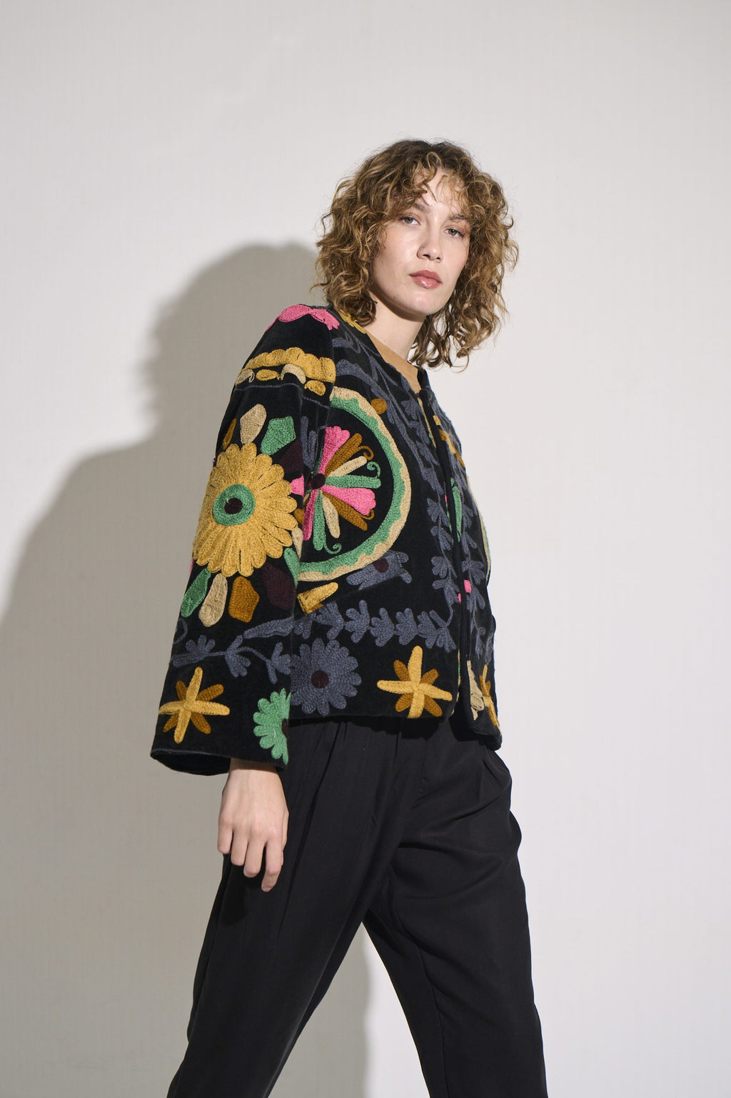 Asha Eleven Suzani Boxi Jacket Black Velvet