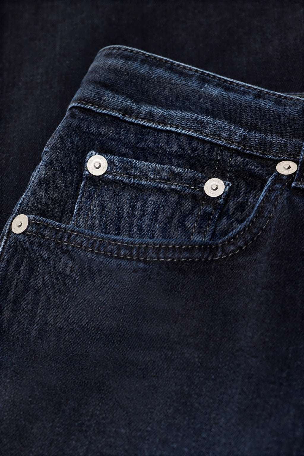 Closed Milo Pant in Blue/Black