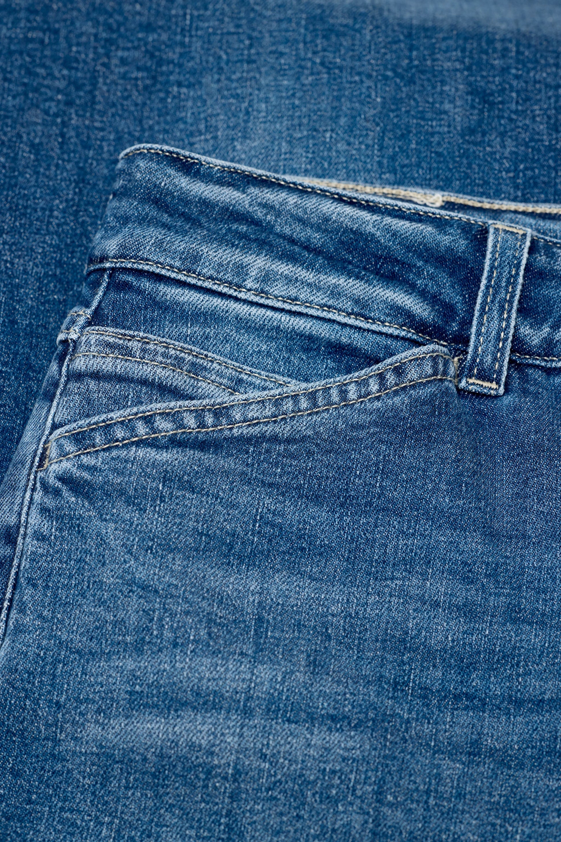 Closed Wera Pants in Mid Blue