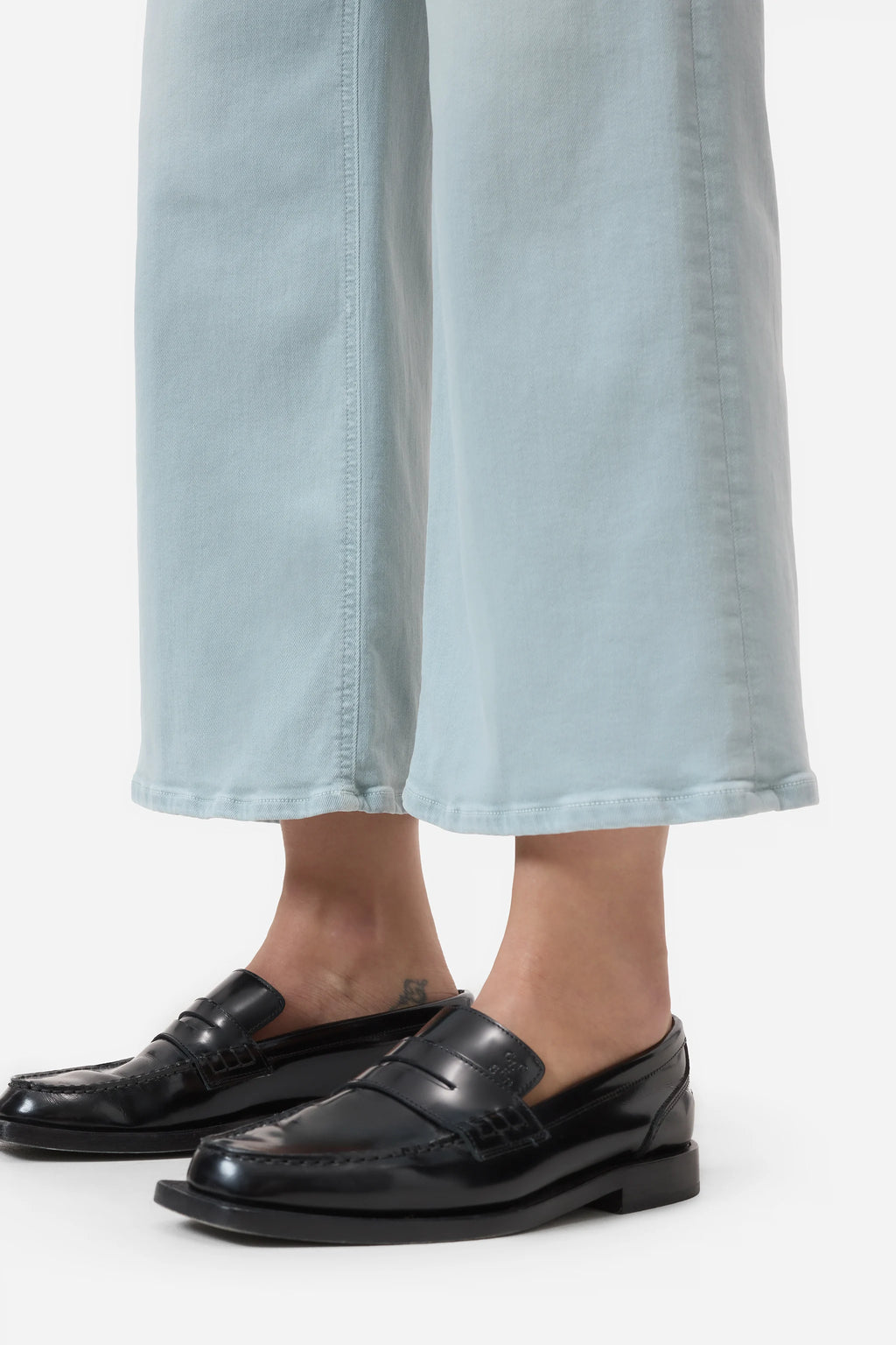 Closed Wera Pant in Breeze Blue
