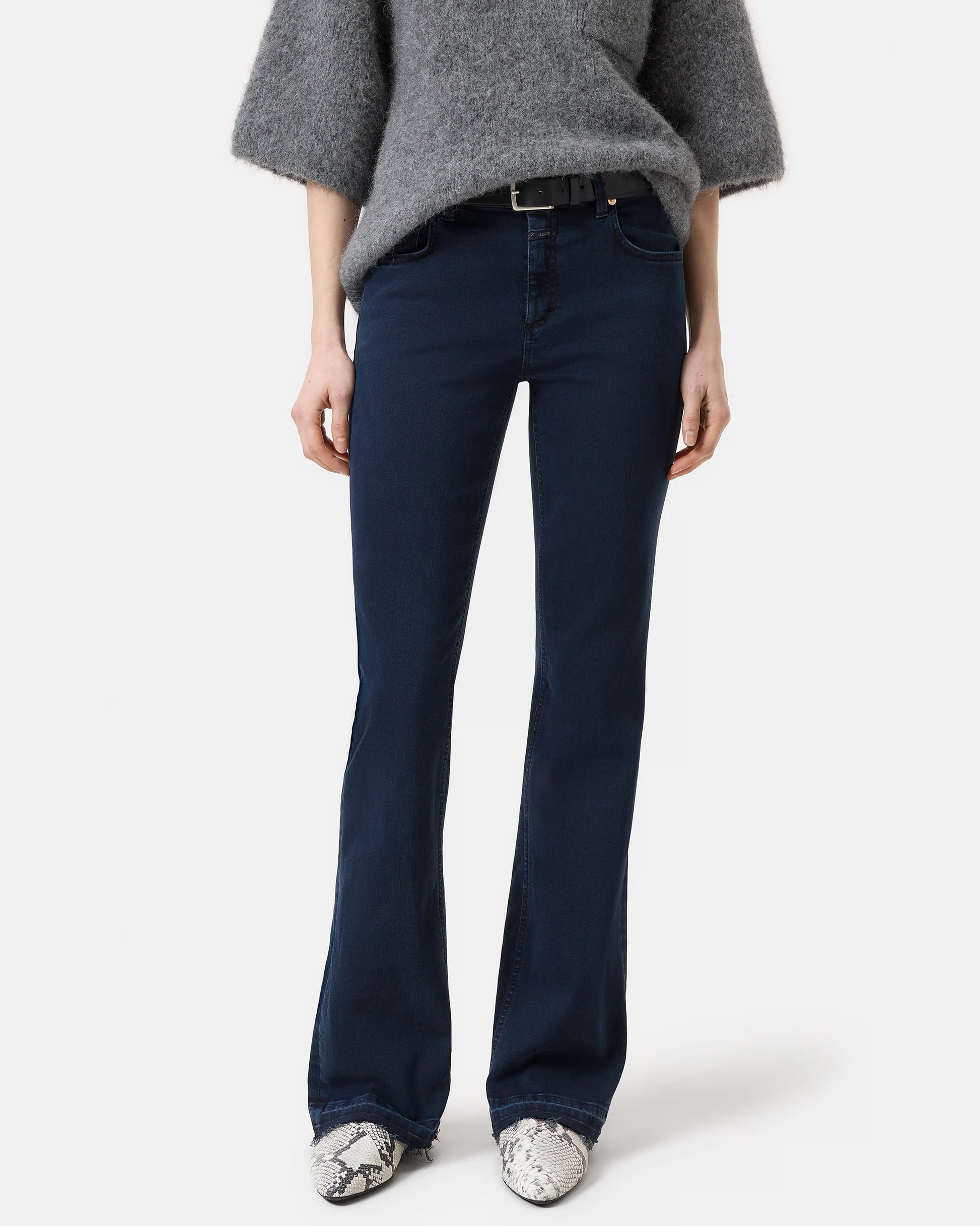 Closed Jovanna Pants in Blue Black