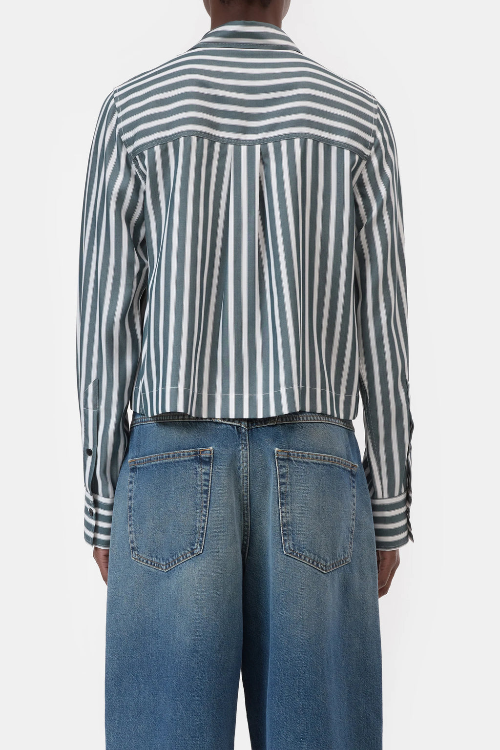 Closed Cropped Classic Shirt in Royal Green
