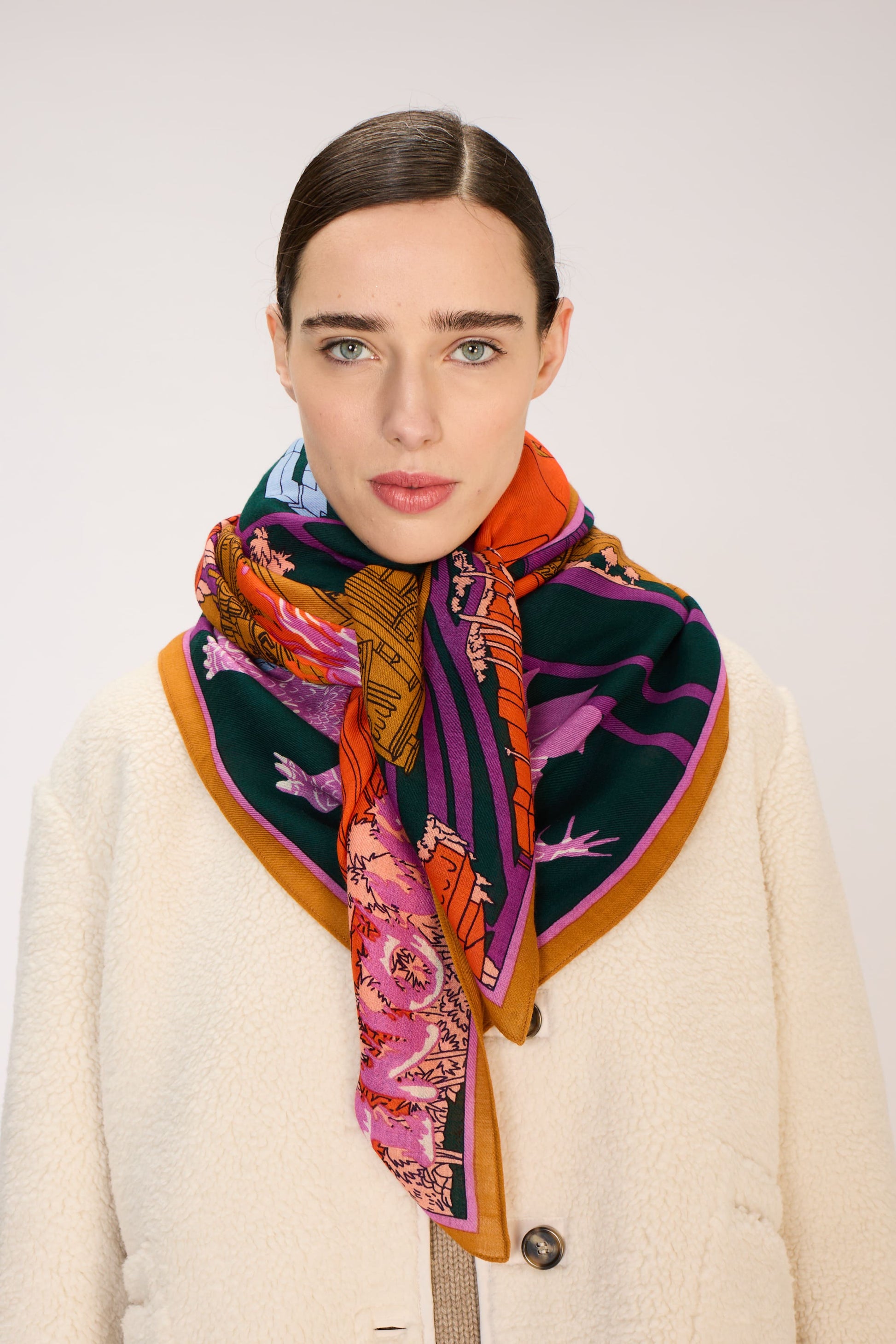 Inoui Editions Vegas Square Scarf in Purple