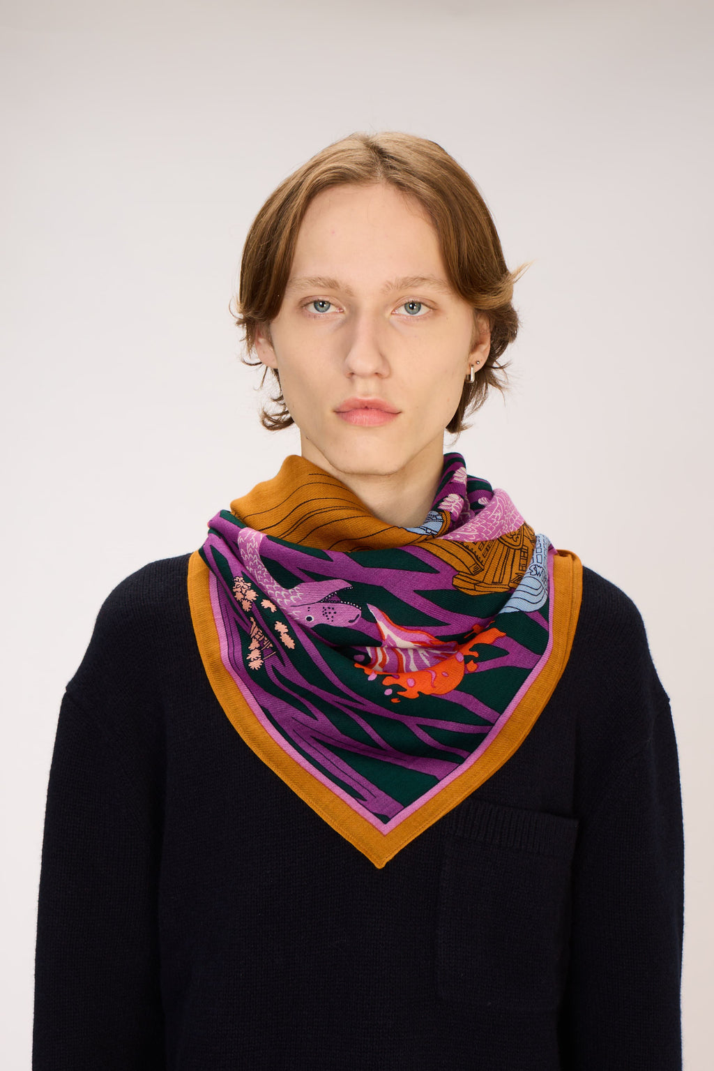 Inoui Editions Vegas Square Scarf in Purple