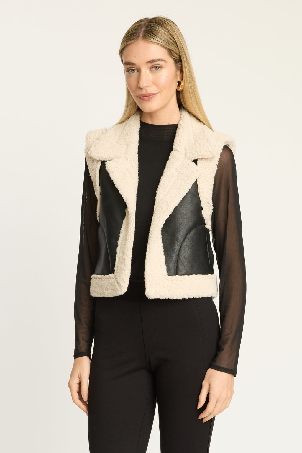 Caballero Cove Vest in Cream and Black