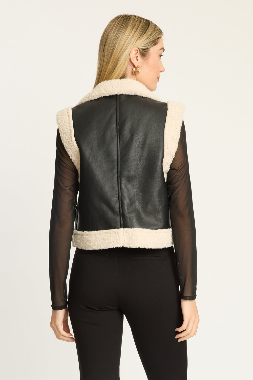 Caballero Cove Vest in Cream and Black