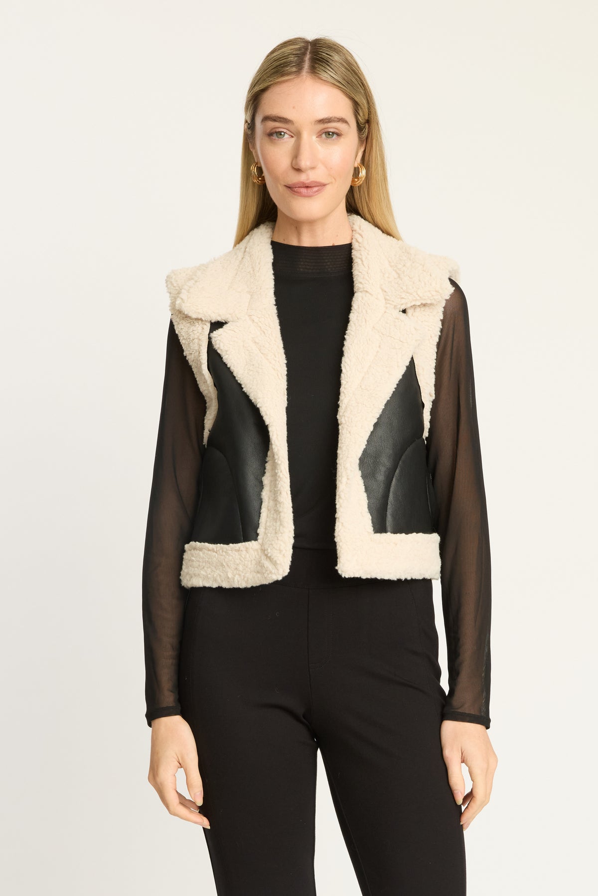 Caballero Cove Vest in Cream and Black
