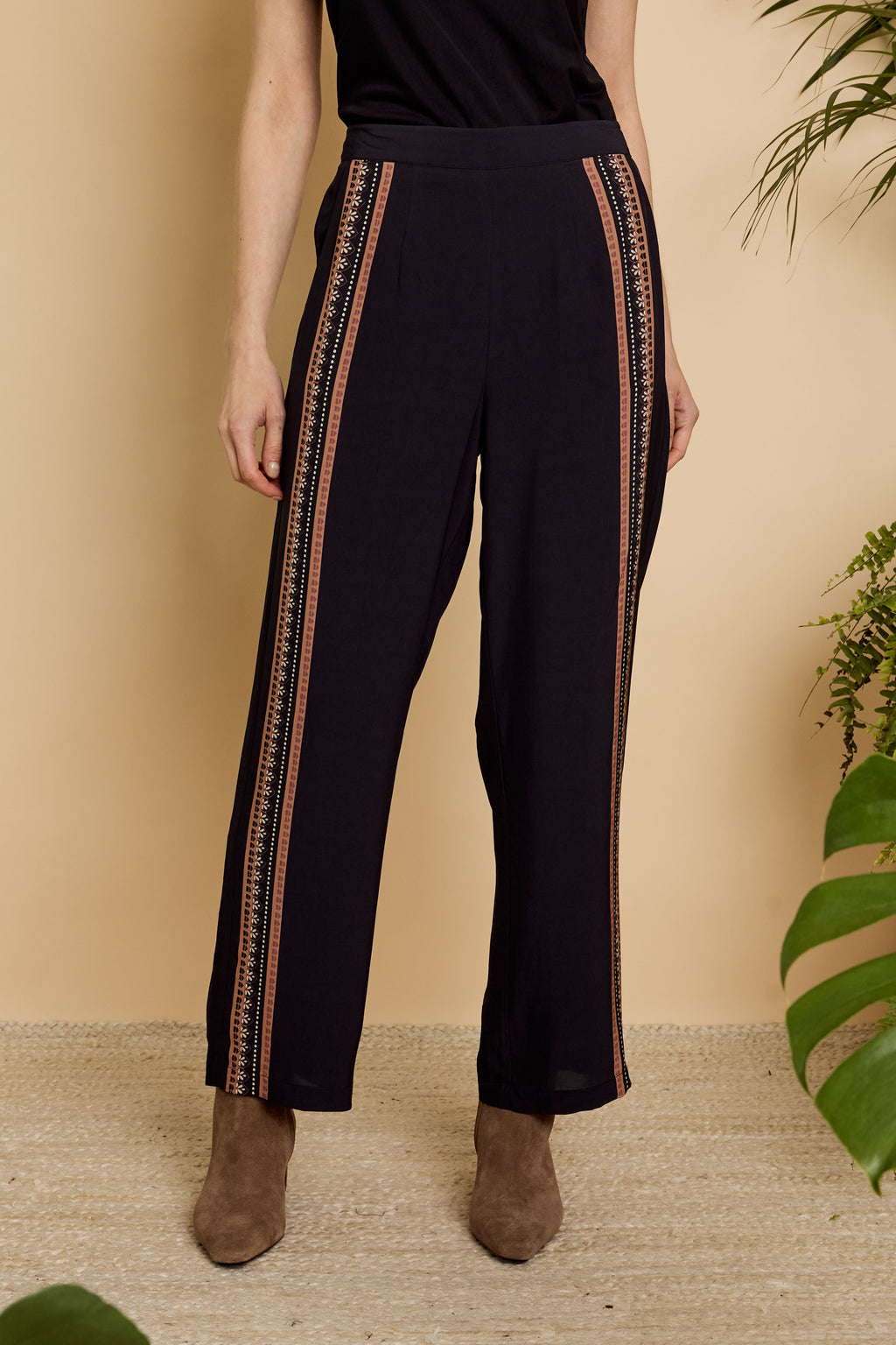 Caballero Max Pant in Crouching Cheetah Black