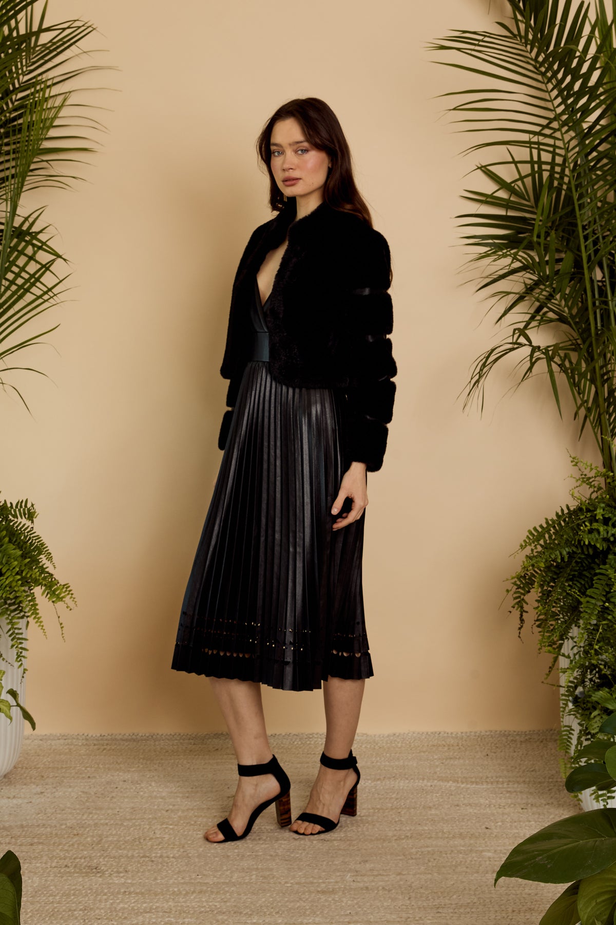 Caballero Abril Faux Fur Jacket in Black