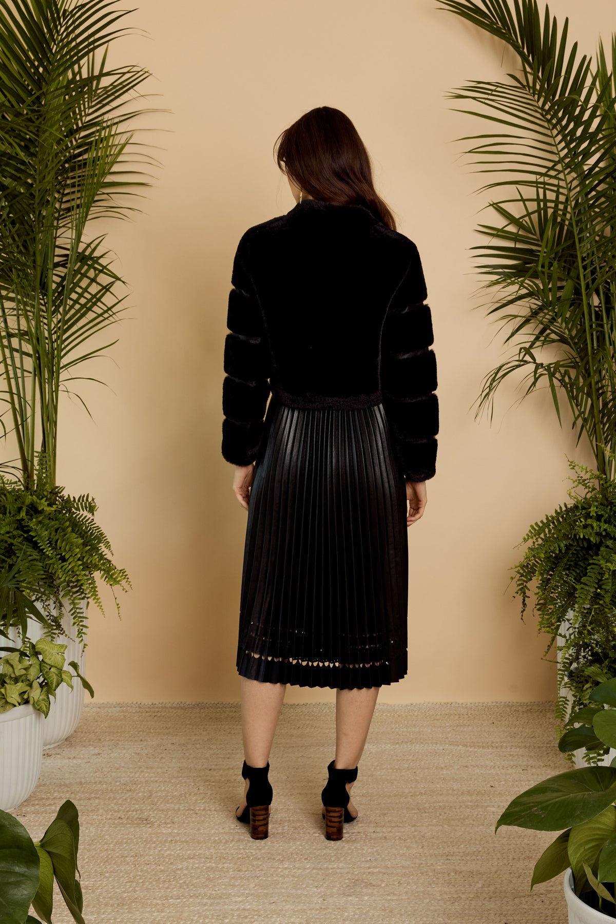 Caballero Abril Faux Fur Jacket in Black
