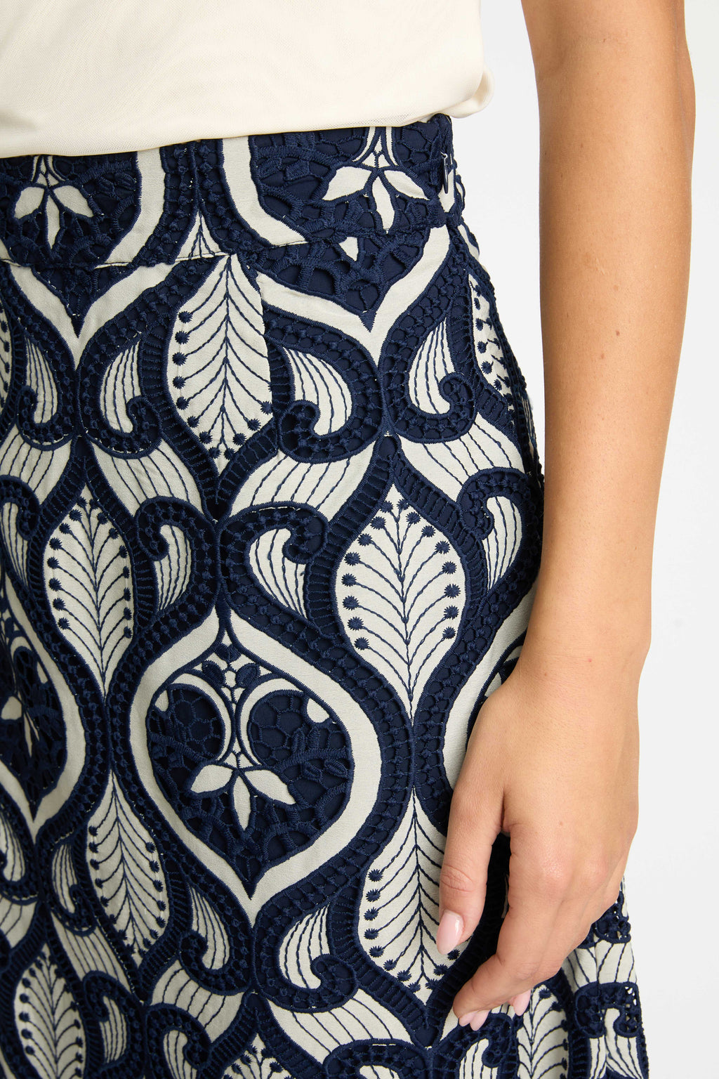 Caballero Laney Skirt in Navy/Cream Lace