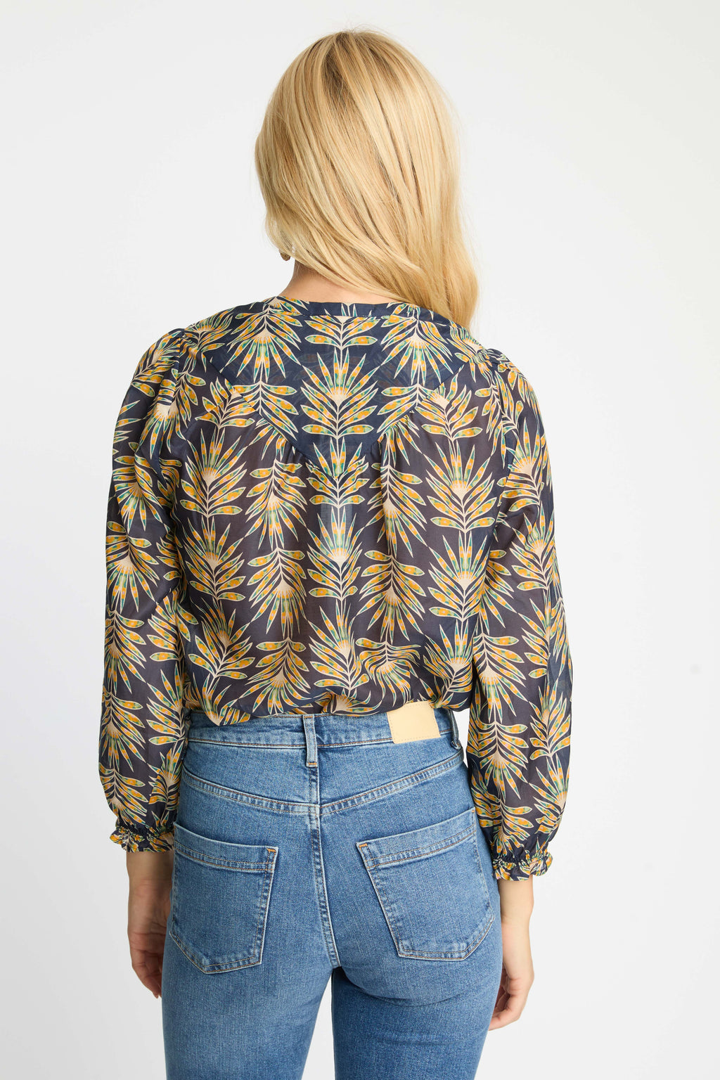 Caballero Sutton Top in Deco Plume