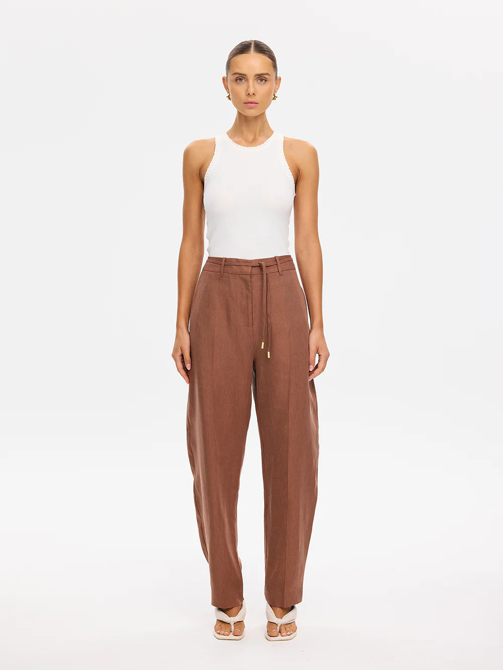Kivari Cass Barrel Leg Pant in Chocolate