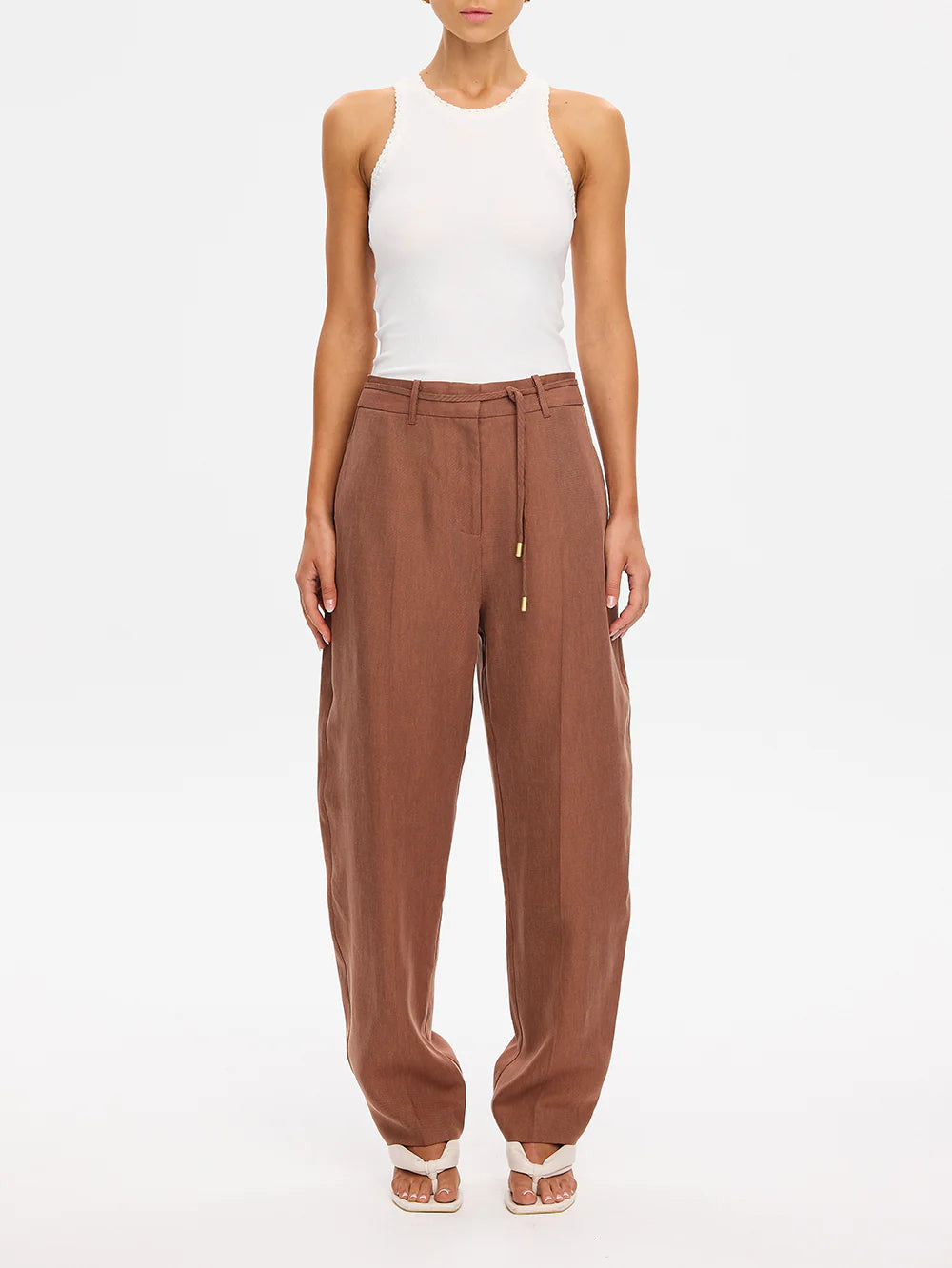 Kivari Cass Barrel Leg Pant in Chocolate