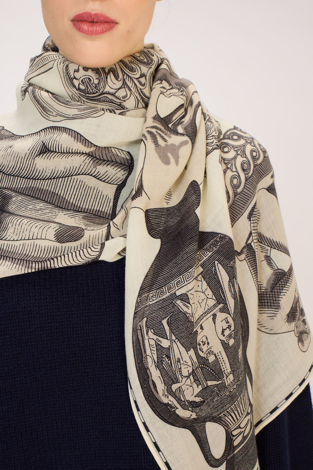 Inoui Editions Archives Scarf in White