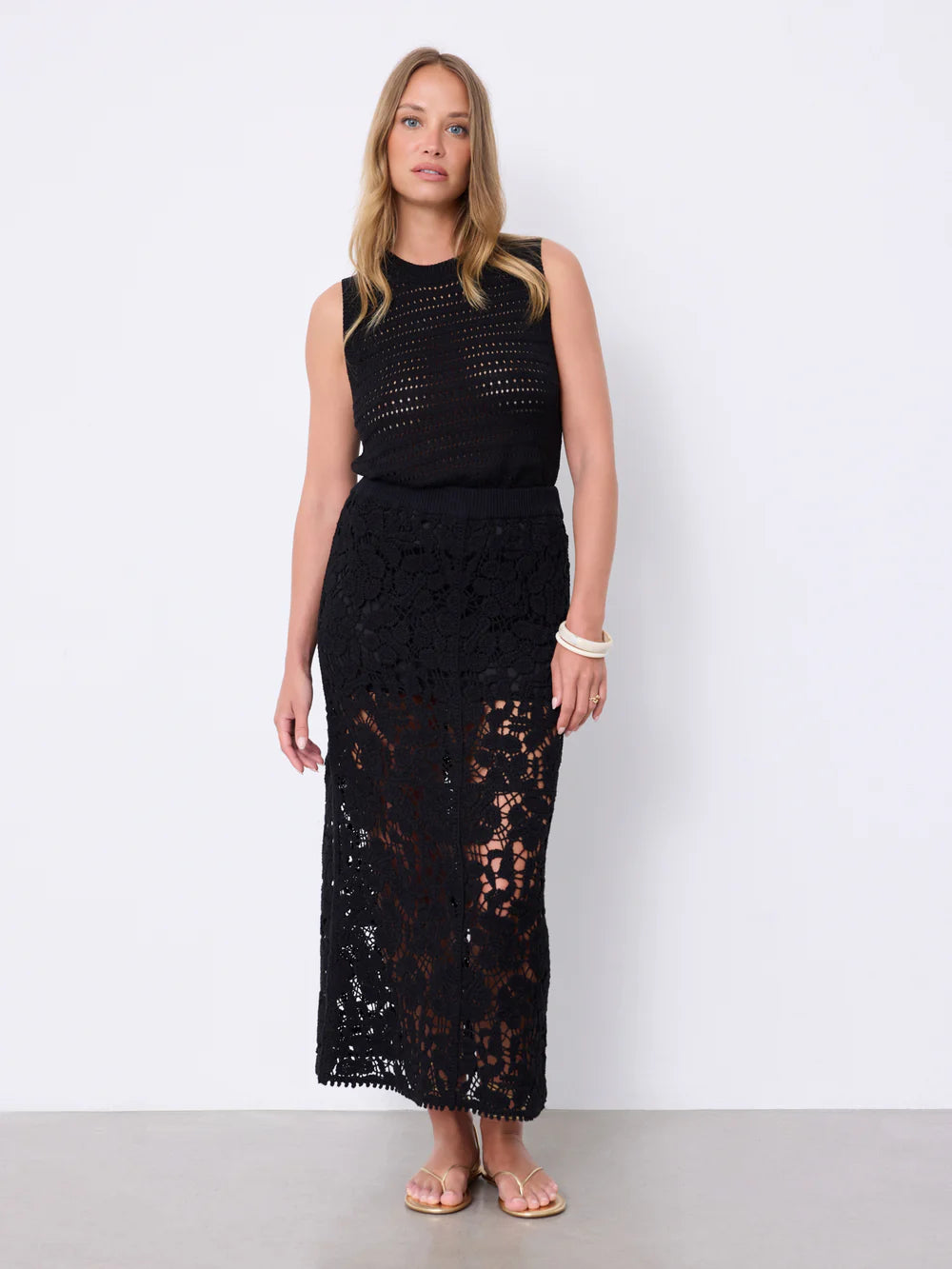 NOTSHY Gaby Midi Skirt in Noir