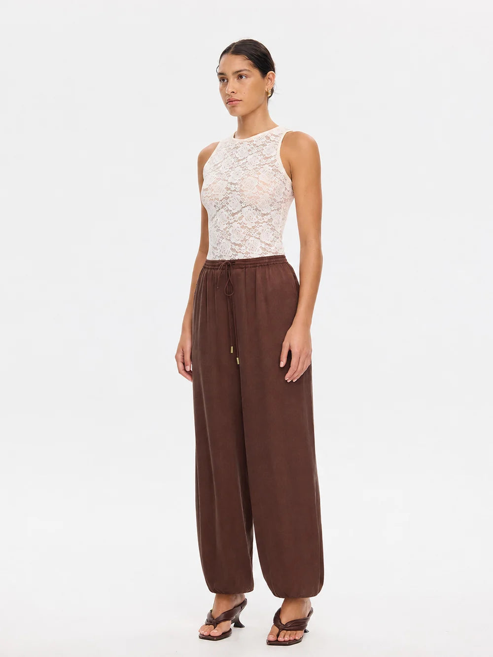 Kivari Jaxon Balloon Pant in Chocolate