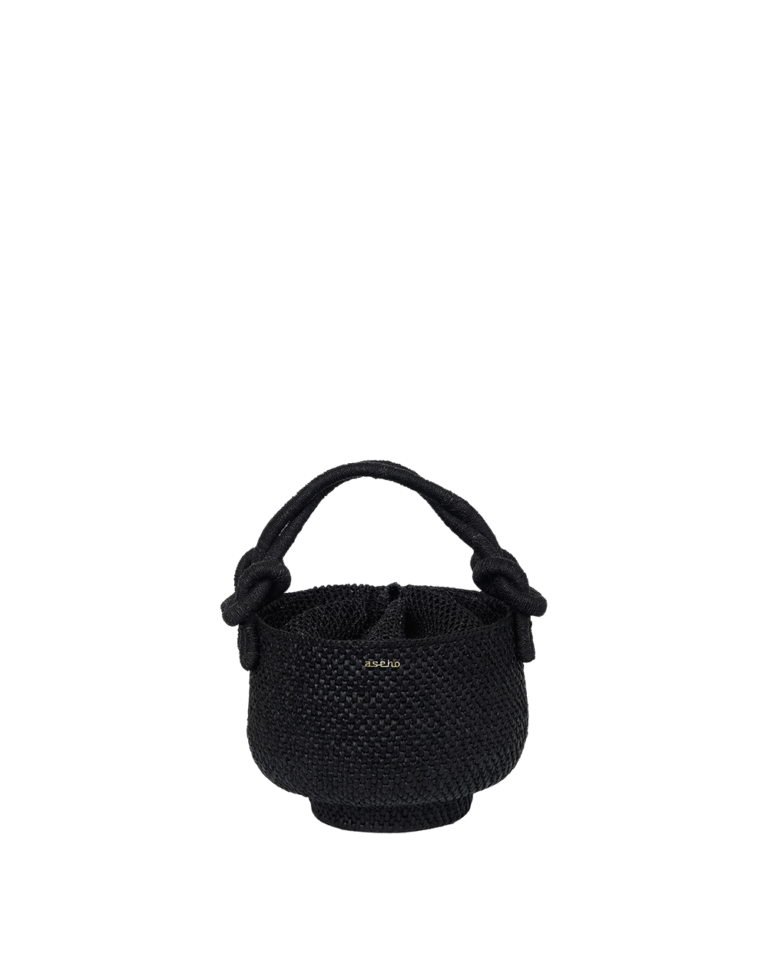 ASEHO Kara in Black Edition