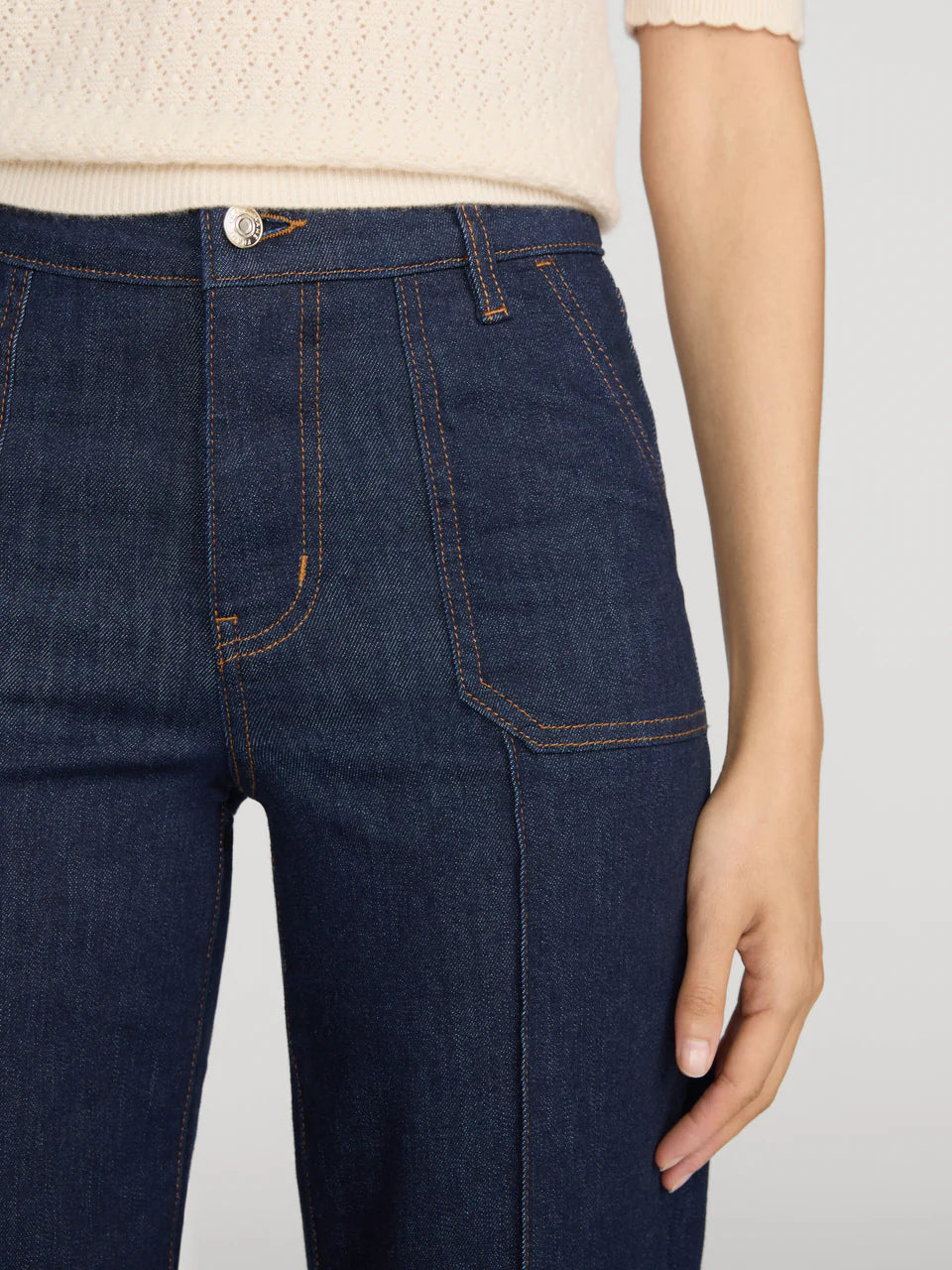 FRAME Le Slim Palazzo Pintuck Pocket in Rinse