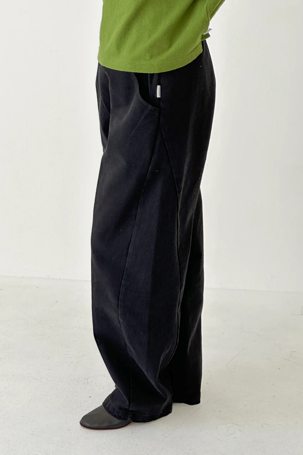 Le Bon Shoppe Long Arc Pants in Black Canvas