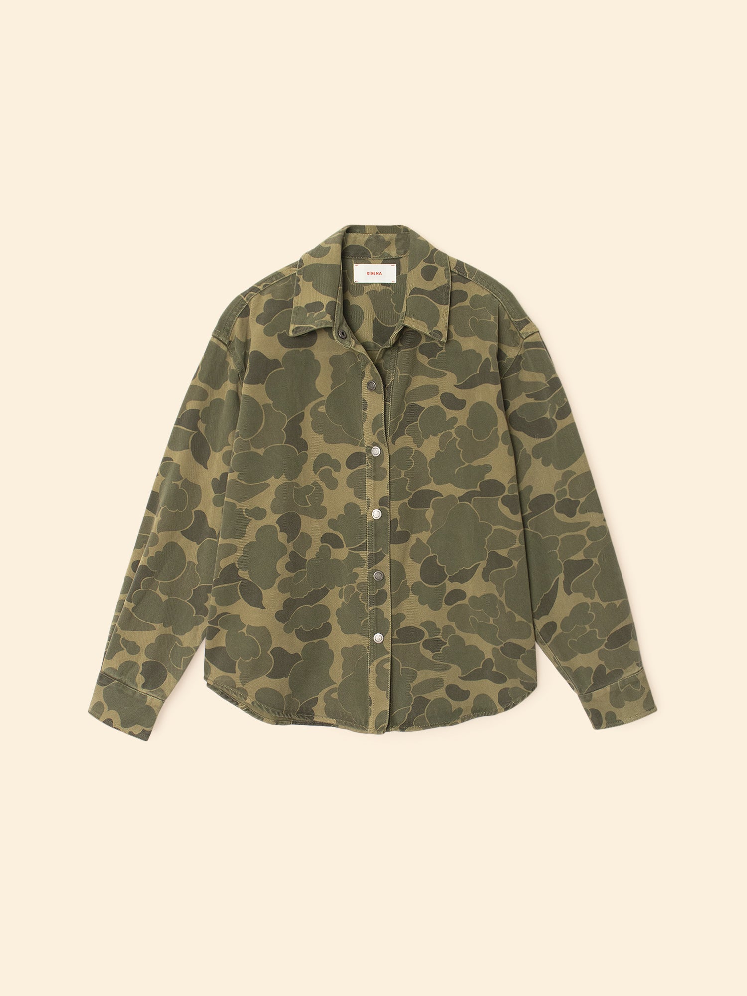 XiRENA Gia Shirt in Camo Green