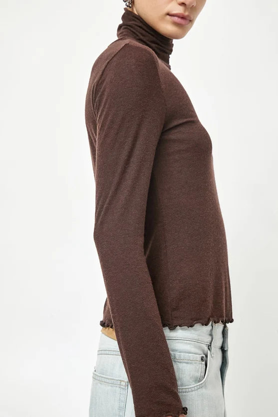 No. 6 Lennon Turtleneck in Espresso