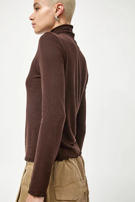 No. 6 Lennon Turtleneck in Espresso