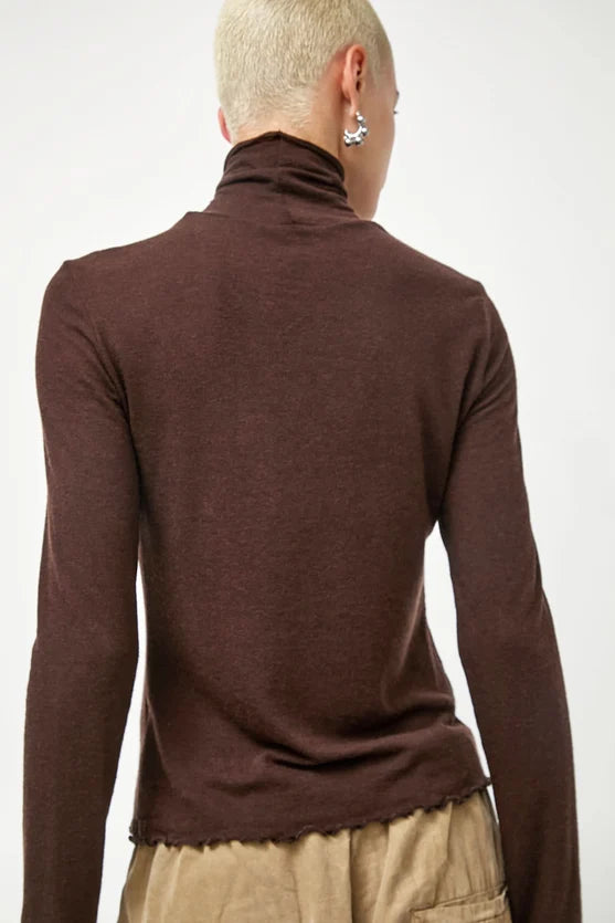 No. 6 Lennon Turtleneck in Espresso