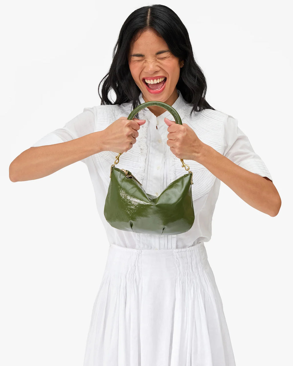 Clare V. Petit Moyen Messenger Crinkle Patent in Army