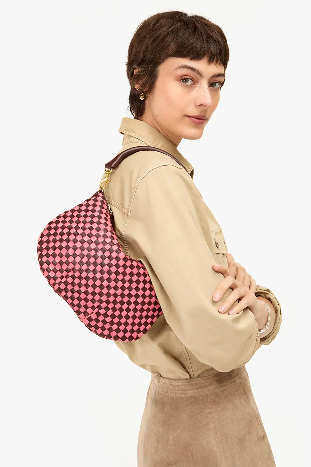 Clare V. Petit Moyen Messenger in Raisin/Petal Woven Checker