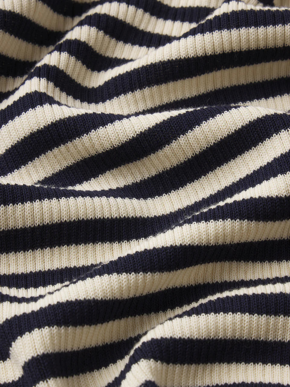FRAME The Cruise Sweater in Cream Stripe