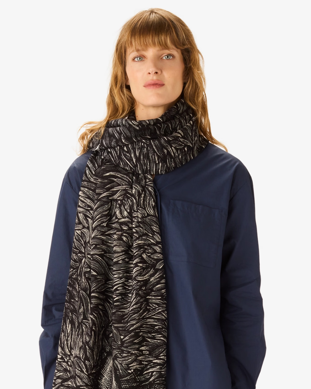 Inoui Editions Walter Scarf in Khaki