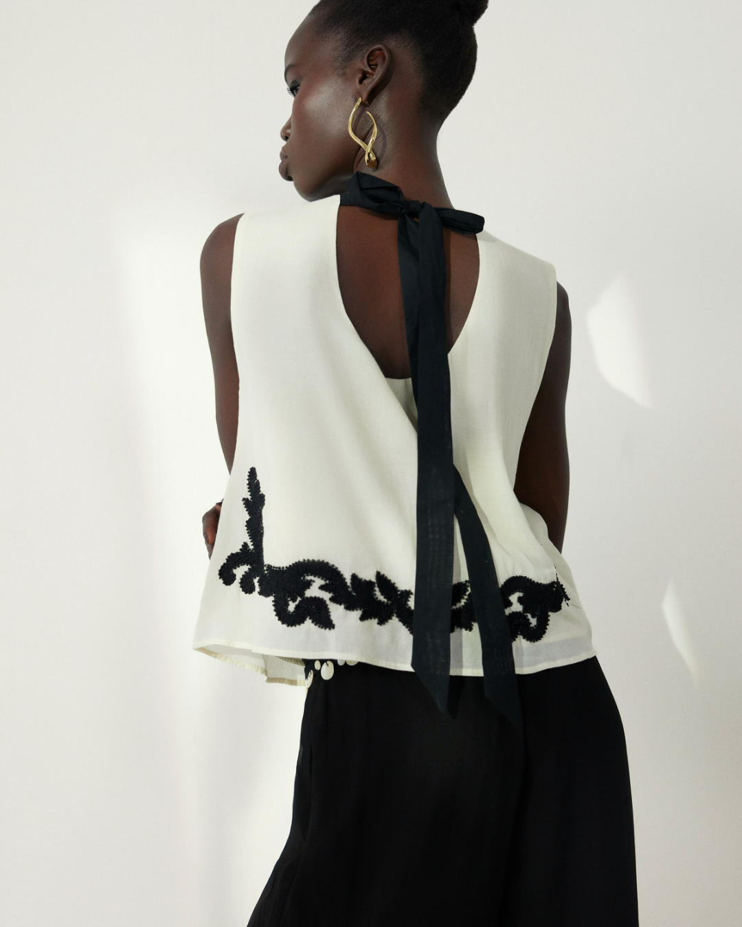 Scarlett Poppies Mikka Top in Papyrus / Onyx Black